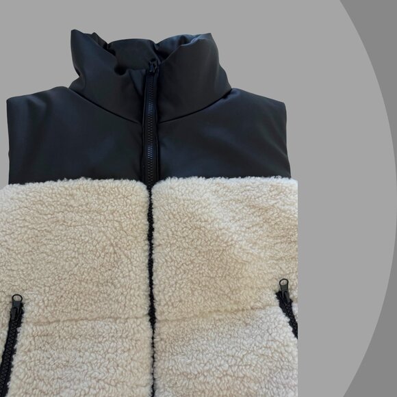 Reversible Black & Cream Sherpa Kids Vest - Picture 4 of 4